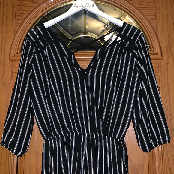 Rags To Wishes Black & White Vertical Stripe Surplice V-Neckline Short Romper - Picture 4 of 16